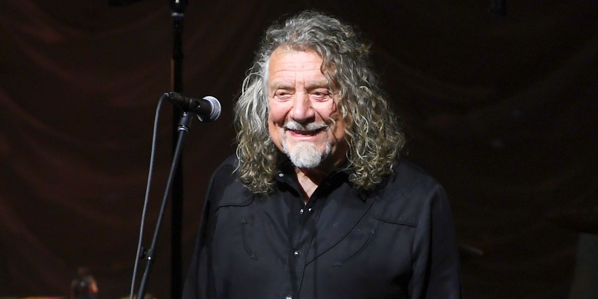 20231024 Watch Robert Plant Perform Stairway To Heaven For First Time In 16 Years Feature - BadBoyHaLo Merch